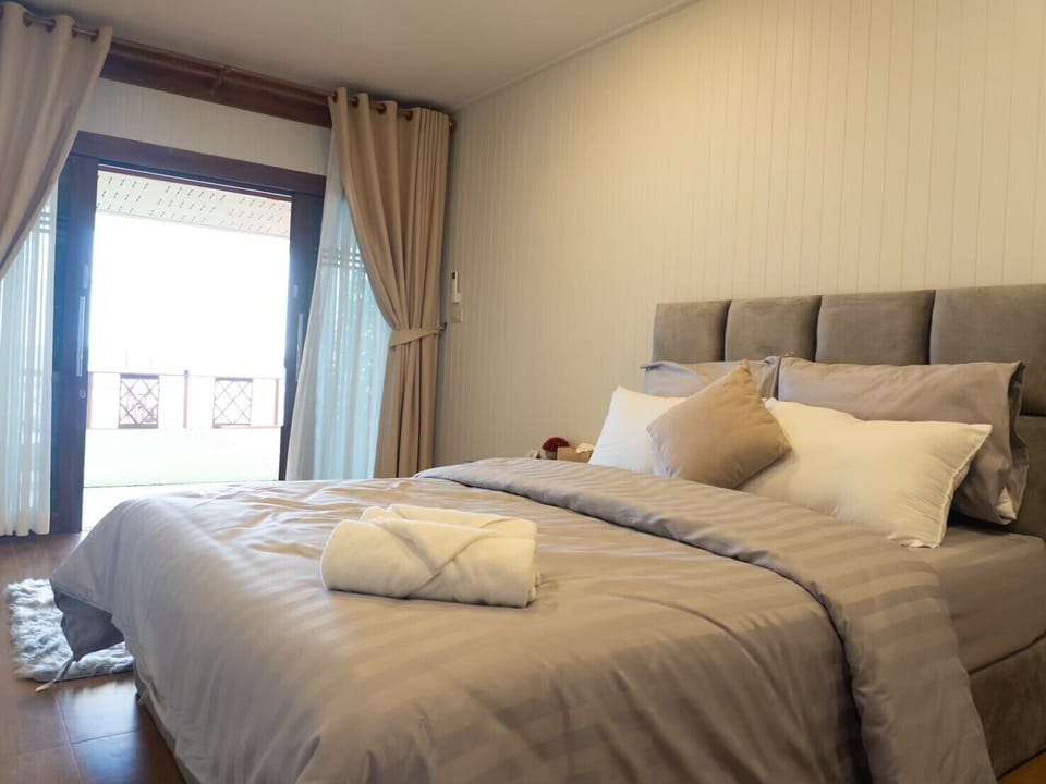 Standard Room, Balcony, Sea View | WiFi (free)