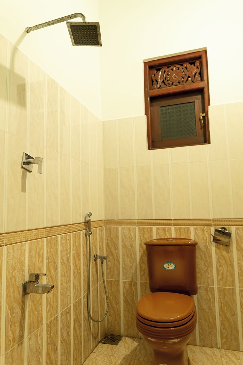 Shower, towels, soap, shampoo