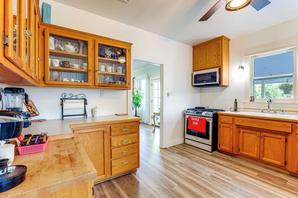 Kitchen | Drip Coffee Maker