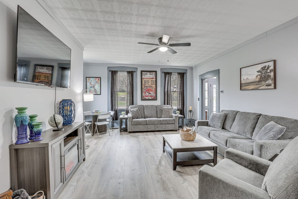 Cumberland Vacation Rental | 4BR | 2BA | 2,400 Sq Ft | Stairs Required