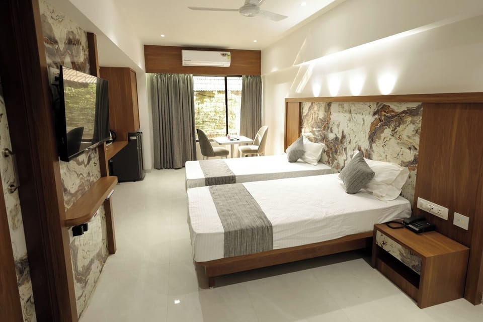 Deluxe Double or Twin Room, City View | Free WiFi