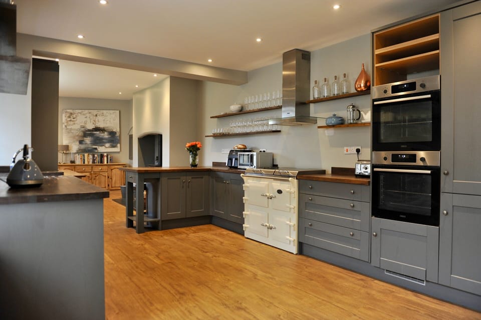 Cottage | Private kitchen | Cookware/dishes/utensils