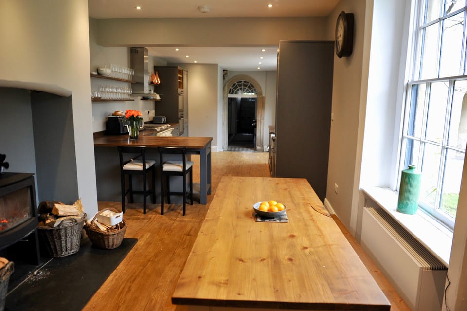 Cottage | Dining
