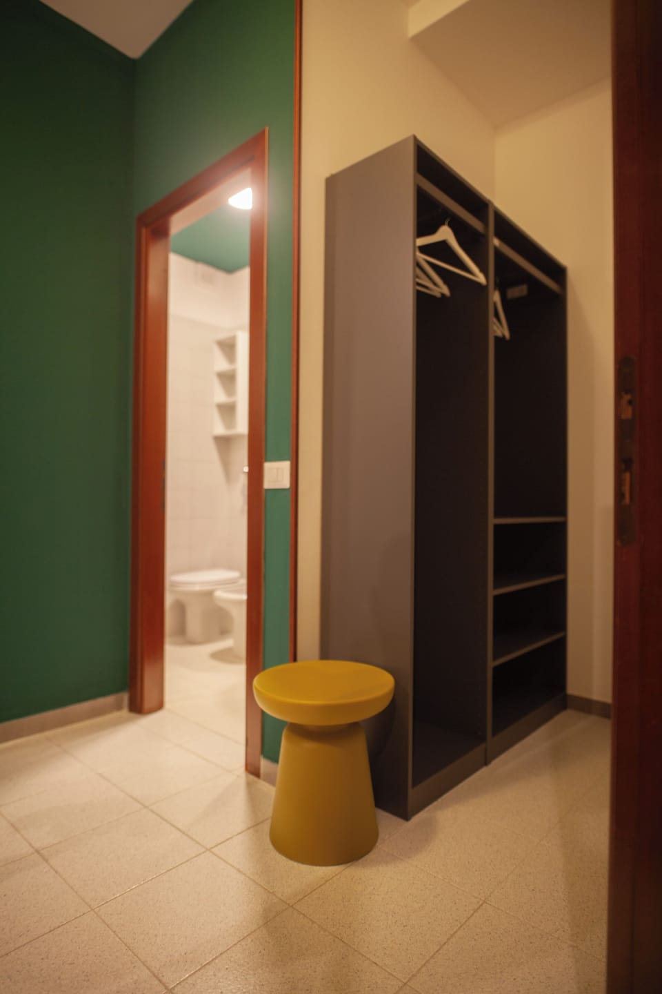 Classic Triple Room | Desk, free WiFi