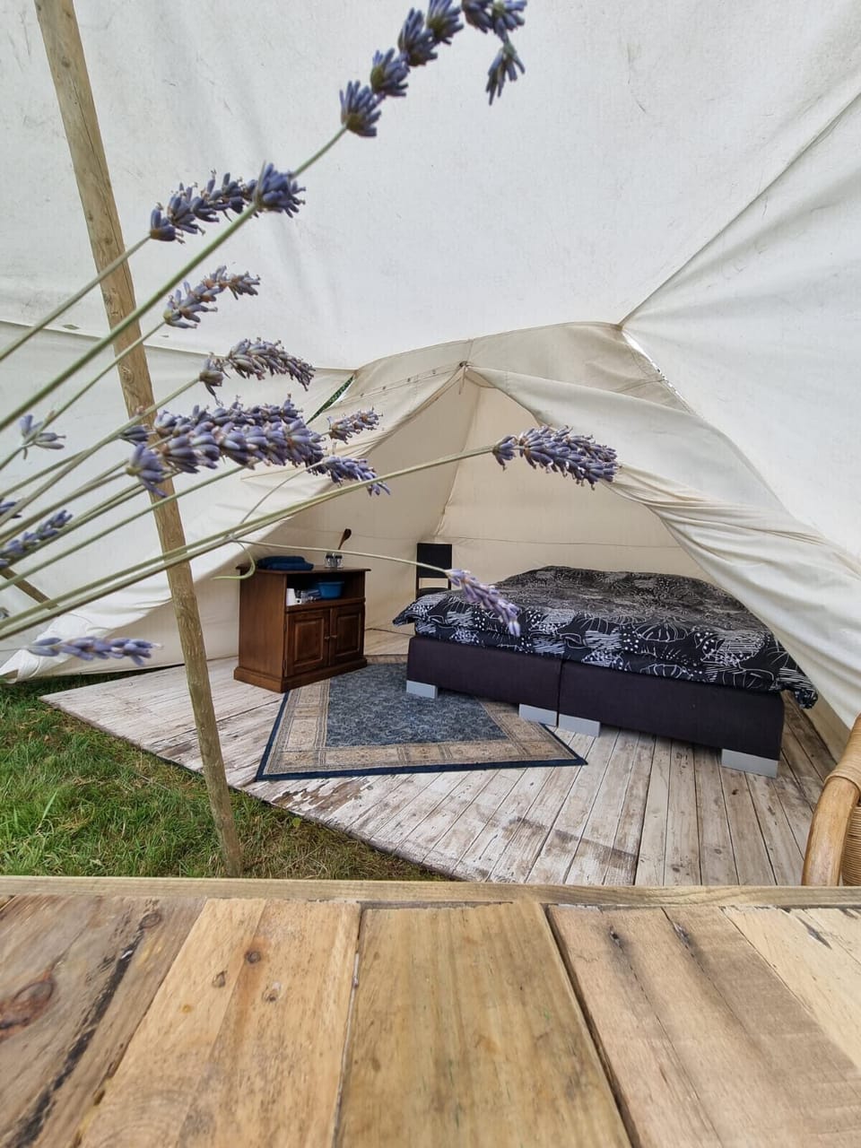 Camping Ont Moeten - Pim's tent - double bed