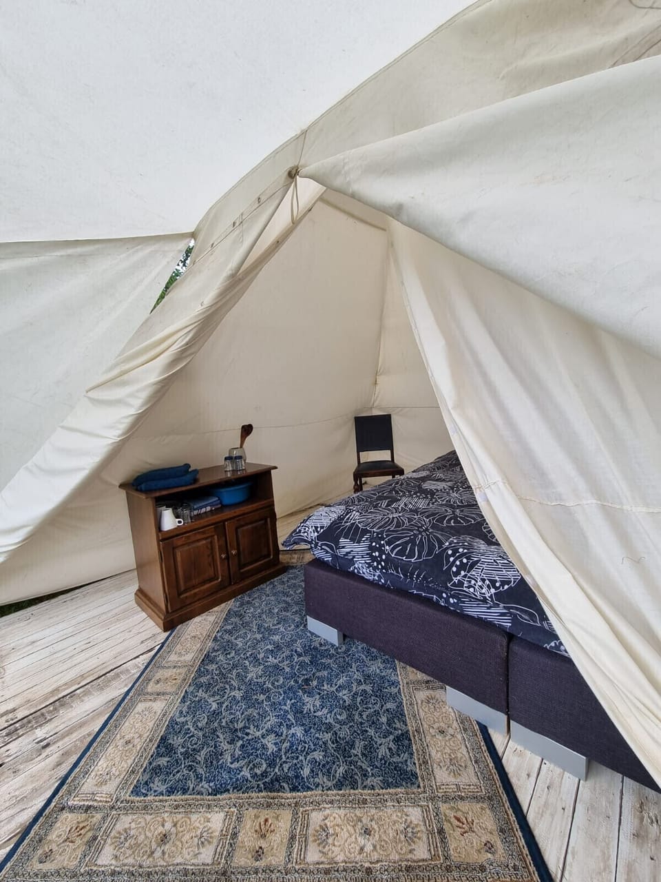 Camping Ont Moeten - Pim's tent - double bed