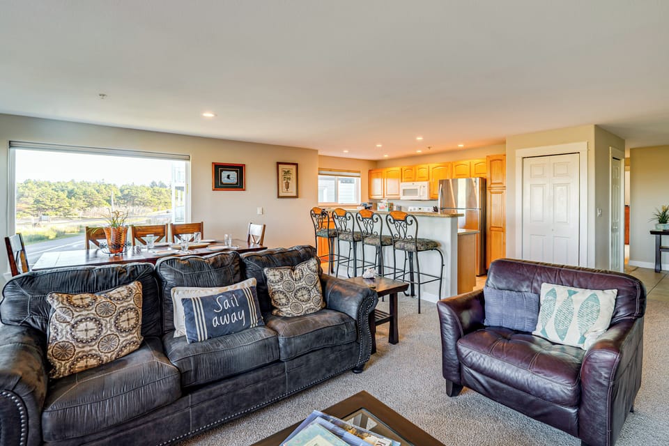 Apartment (2 Bedrooms) | Front of property