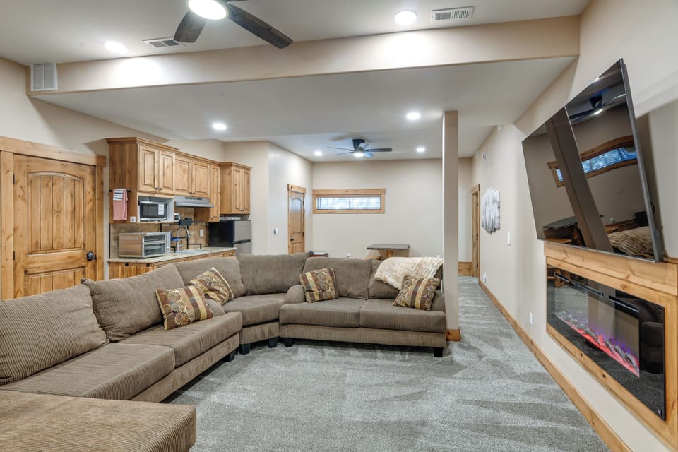 House (2 Bedrooms) | Interior