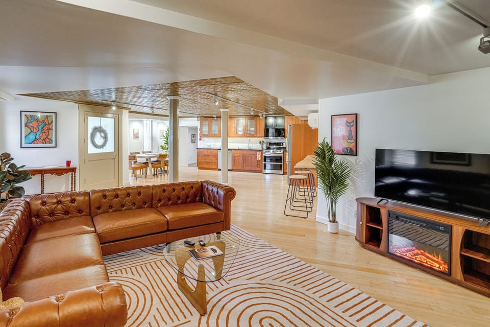 Apartment (2 Bedrooms) | Front of property