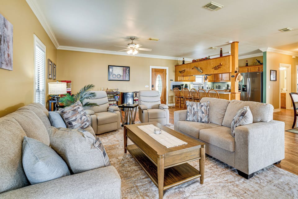 House (2 Bedrooms) | Interior