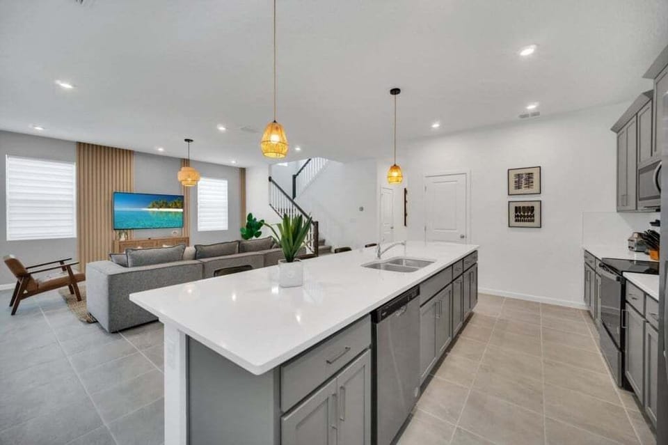 Villa, 6 Bedrooms | Interior
