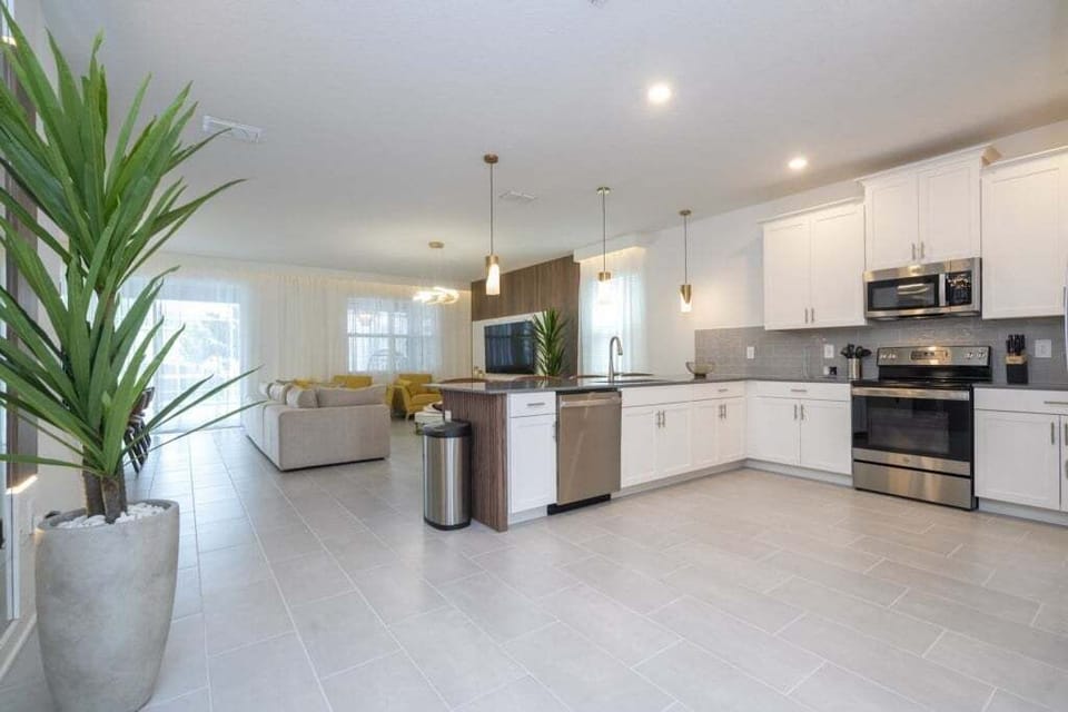 Villa, Multiple Bedrooms | Private kitchen