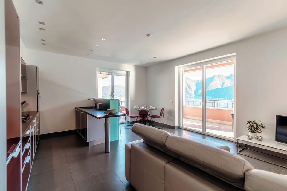 Apartment, Lake View | Living room | 30-inch TV with digital channels