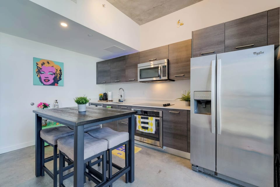 Modern kitchen. Fully equipped. Easy living.
