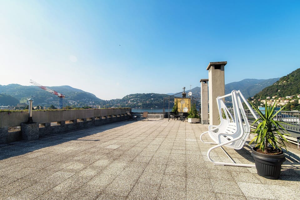 Apartment, Lake View | Premium bedding, down comforters, iron/ironing board, cribs (surcharge)