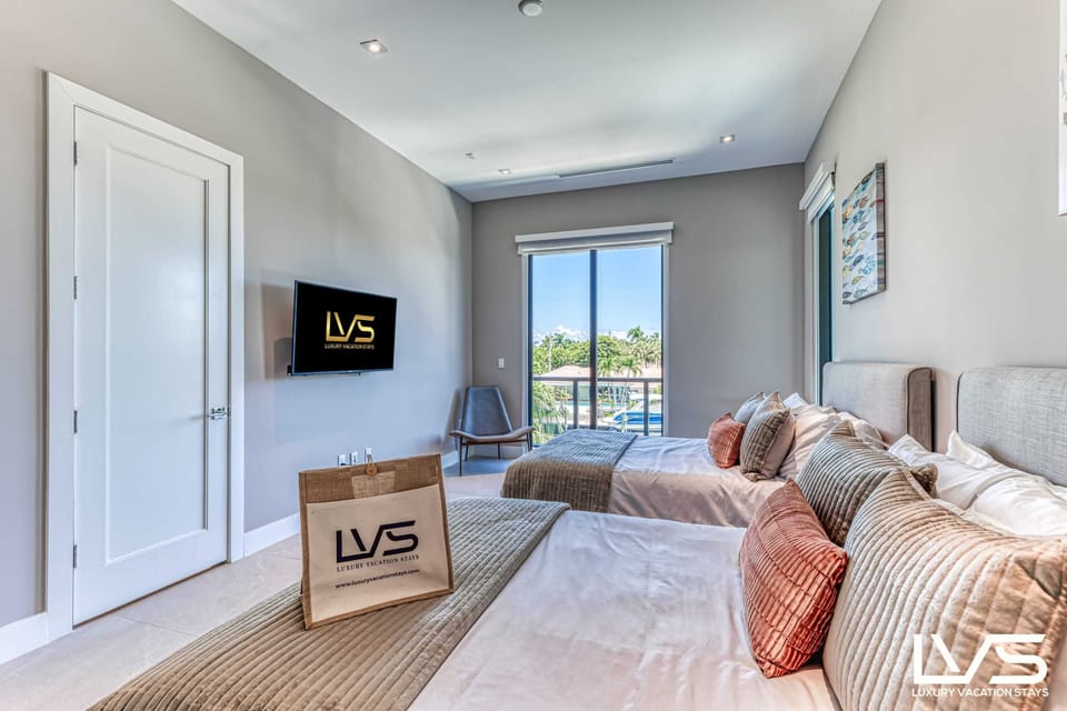 Third Suite (upstairs)