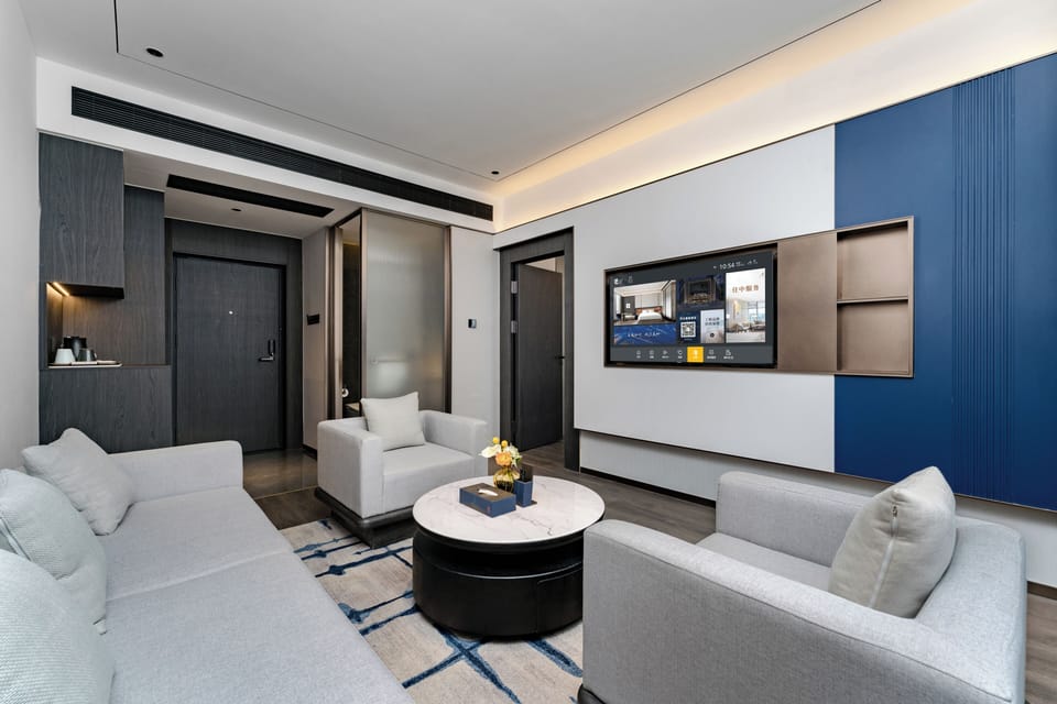 Luxury Suite, City View | Desk, laptop workspace, blackout drapes, WiFi (free)