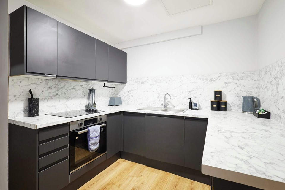 Apartment 11 Stanley Street, Liverpool - Host & Stay