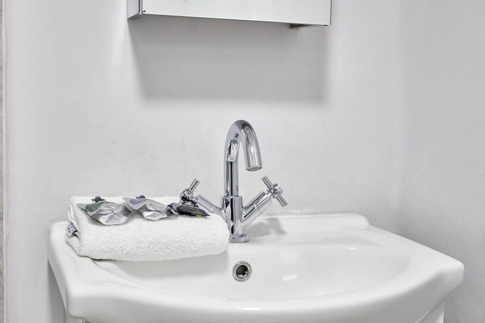 Apartment 11 Stanley Street, Liverpool - Host & Stay