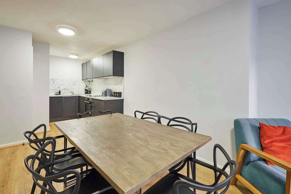 Apartment 4 Stanley Street, Liverpool - Host & Stay 