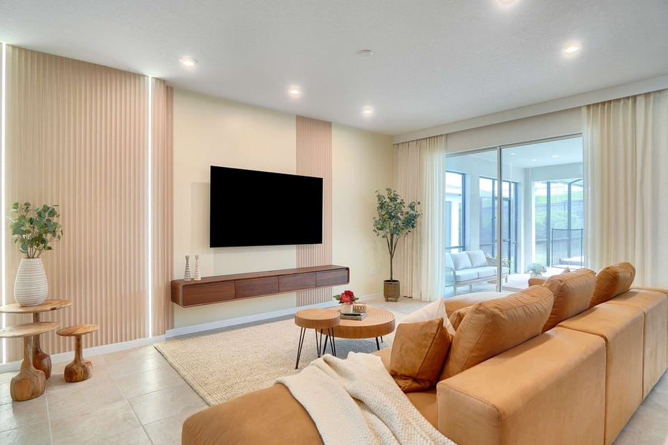 Communal lounge / TV room,Living Room