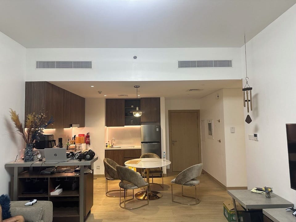 Signature Apartment, 1 Bedroom, Non Smoking, Sea View | Living room