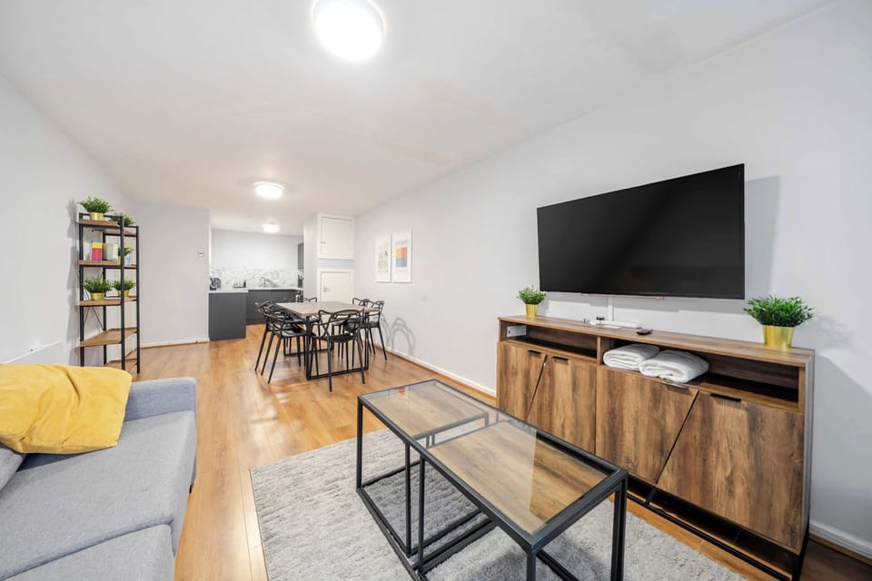 House | 1 bedroom