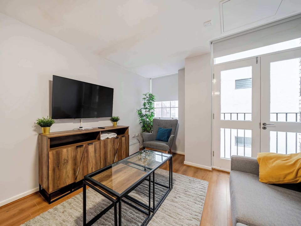 House | 1 bedroom