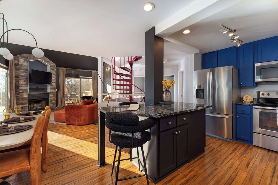 Room to roam, space to gather—our open-concept layout makes vacation living feel free, flowing, and fabulous.