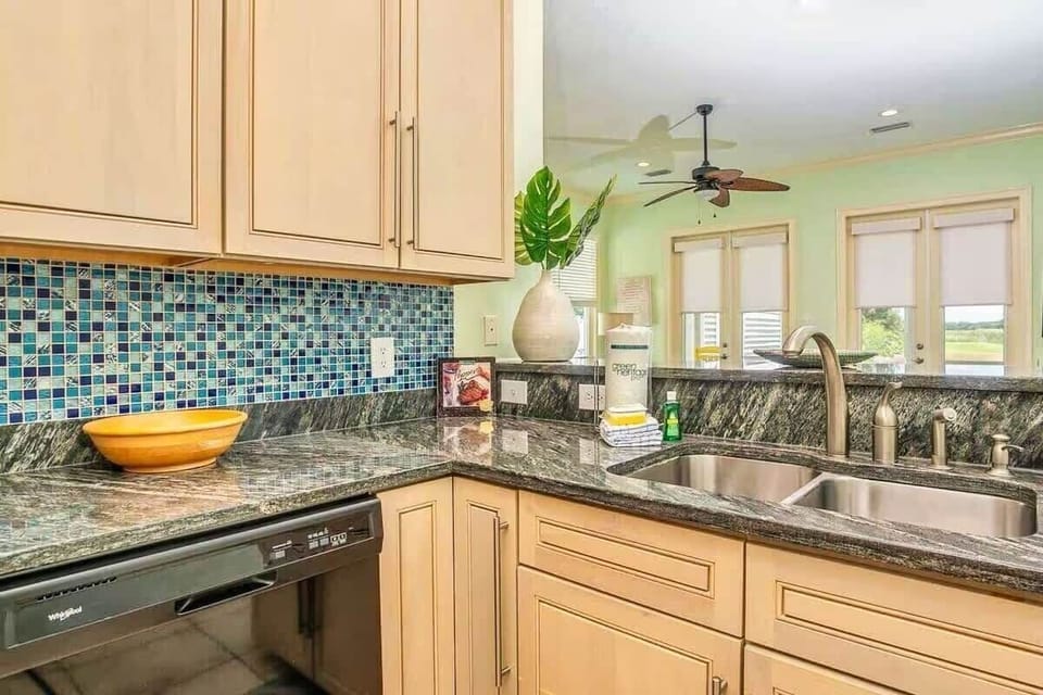 Kivas jewel guest kitchen 2