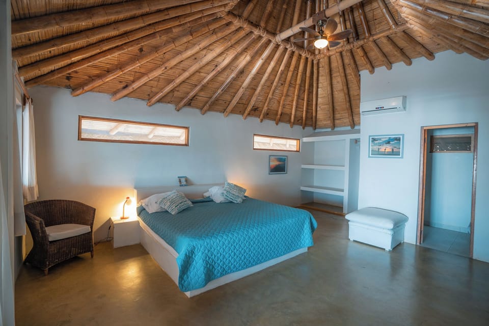 Luxury Suite, Sea View | In-room safe, iron/ironing board (on request), WiFi (free)