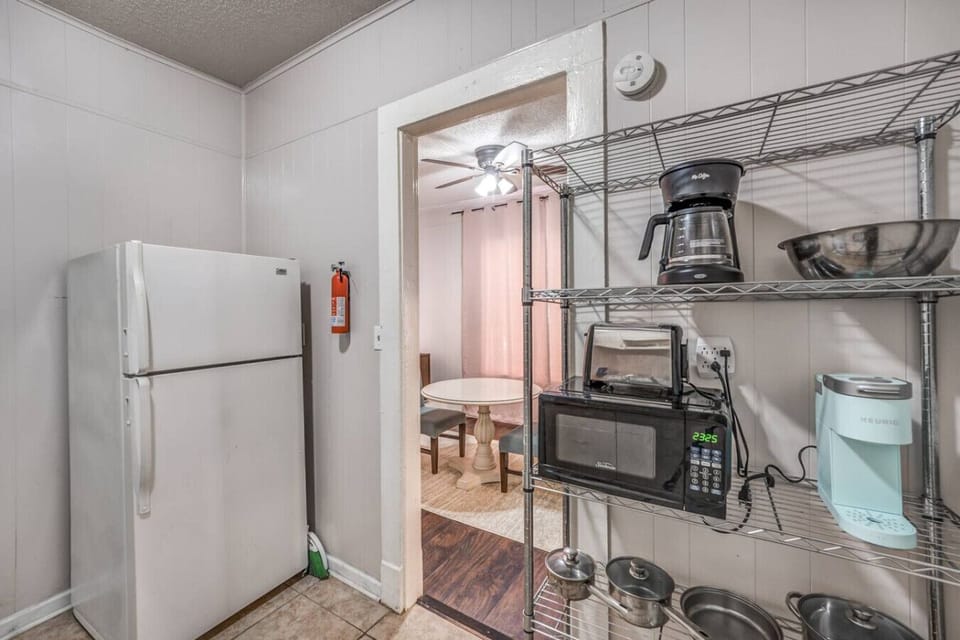 Enjoy the convenience of extra appliances for cooking and drinks.
