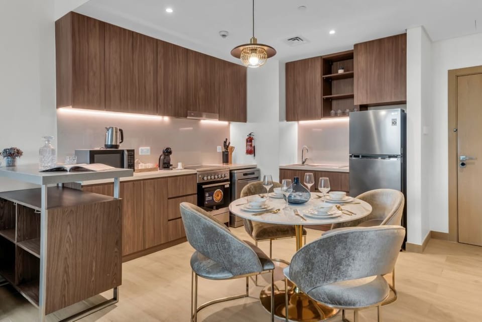 Dining area/Kitchen