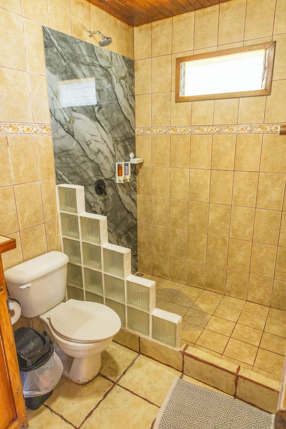 Family House, Lanai, Partial Sea View | Bathroom | Free toiletries, hair dryer, towels, soap