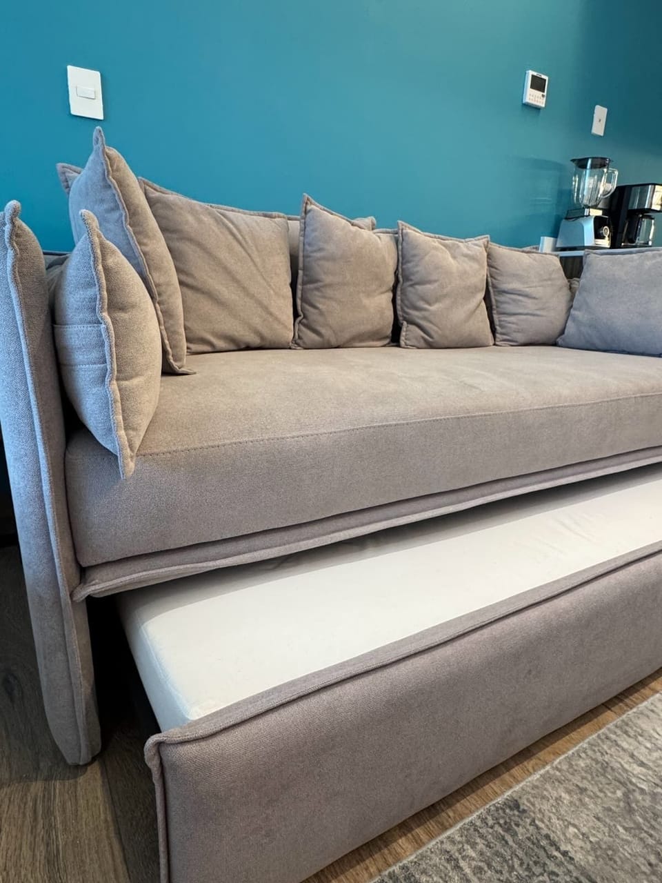 Sofá bed sleeps 2 adults comfortably. 
