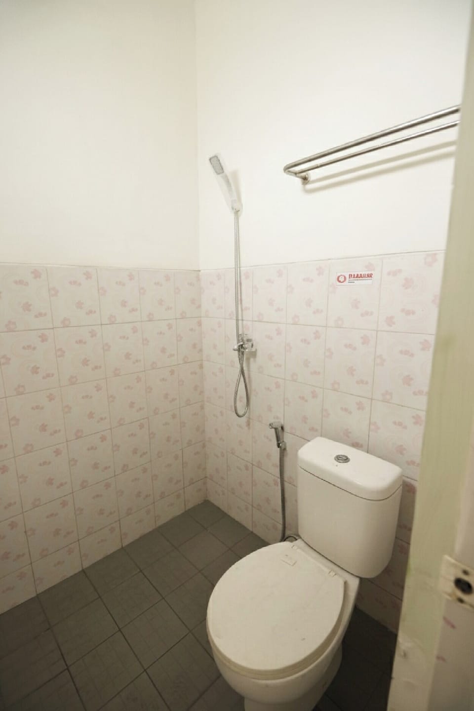 Free toiletries, towels