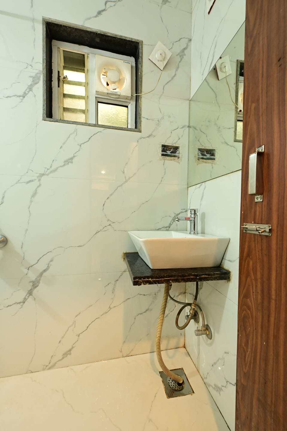 Deluxe Ac With Garden View | Bathroom | Slippers