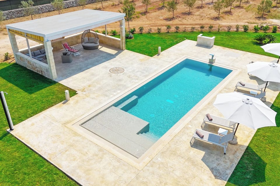 Family Villa, 3 Bedrooms, Private Pool (Trullo Tenuta Mary with Heated Pool) | Pool