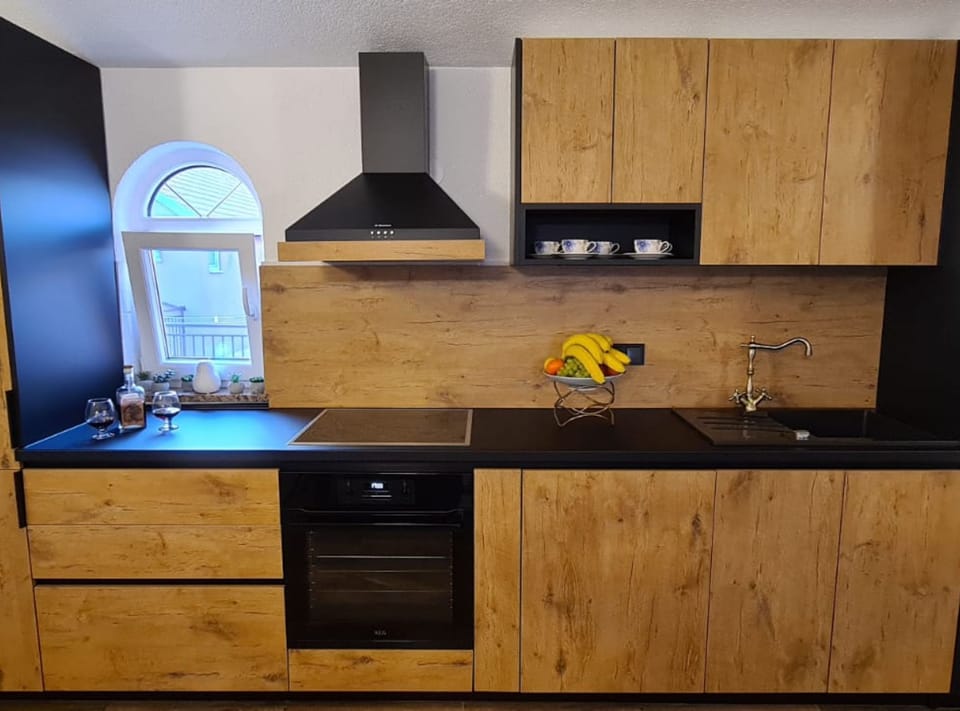 Villa (Six Bedroom Villa with Pool) | Private kitchen | Fridge