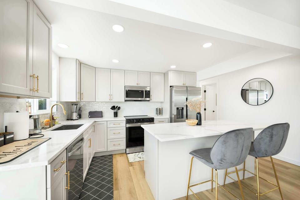 Here is the fully remodeled kitchen. This is for you, Chef!