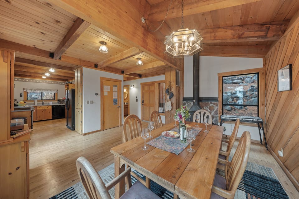 Transition seamlessly from the dining to the kitchen area.