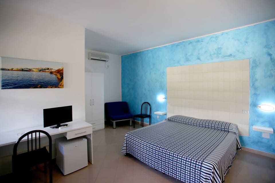 Superior Room | In-room safe, desk, free WiFi