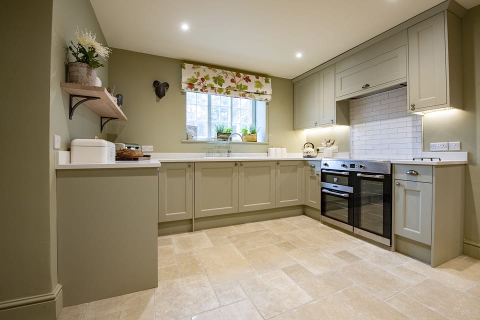 Ground floor: Spacious kitchen
