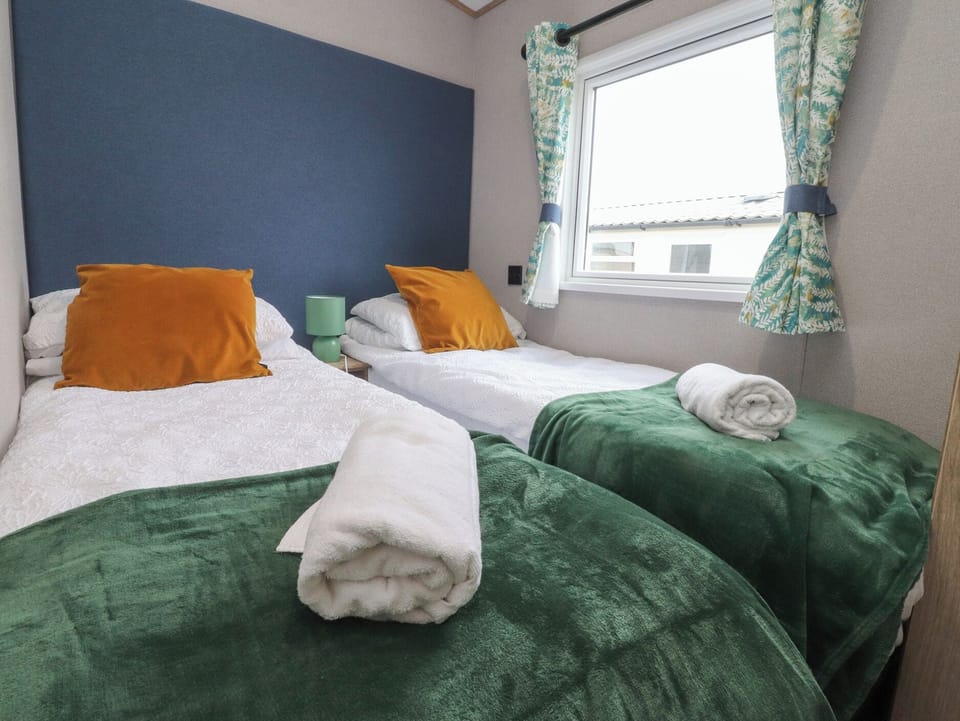 3 bedrooms, individually decorated, individually furnished, free WiFi