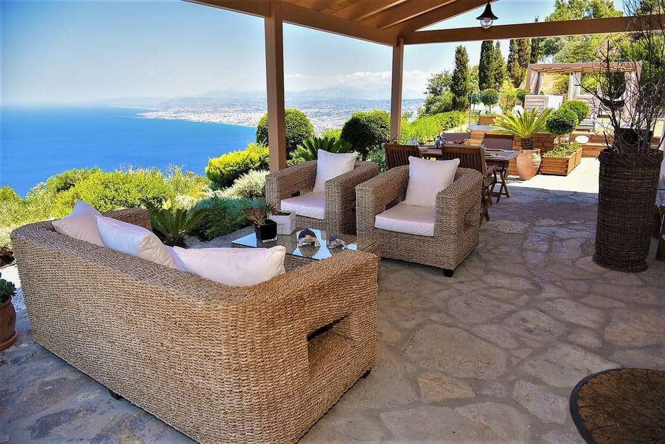 Luxury Villa, Sea View | Lanai
