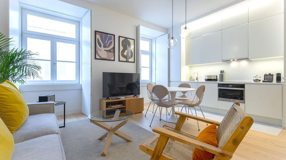 Beautifully curated and filled with Lisbon’s iconic natural light, this apartment combines refined design and everyday comfort for a truly memorable stay.

#AndoLiving
#LisbonLiving
#DesignInspired
#PortugalHomes