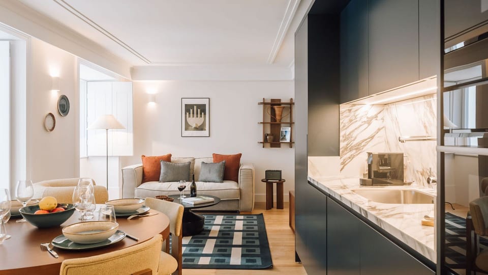 A peaceful living area with soft tones — perfect for relaxing after a day exploring Lisbon.
 #AndoLiving #Portugal #Santos #LisbonVibes #CozyMoments