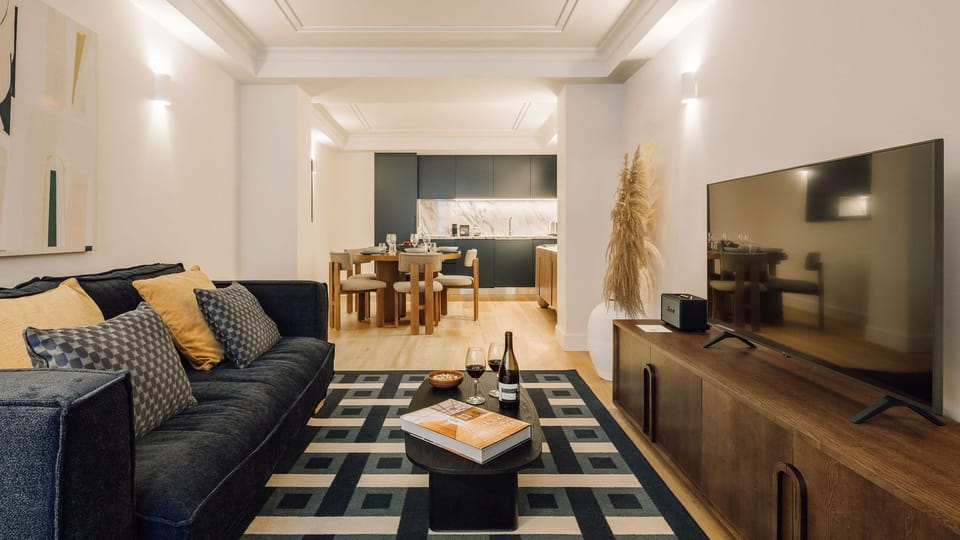 Thoughtfully designed spaces that blend comfort, character, and contemporary Lisbon charm. Welcome to elevated living in Santos.

#AndoLiving #LisbonPortugal #PremiumStay #SantosLisboa