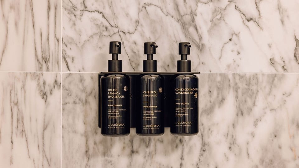 Bathroom amenities