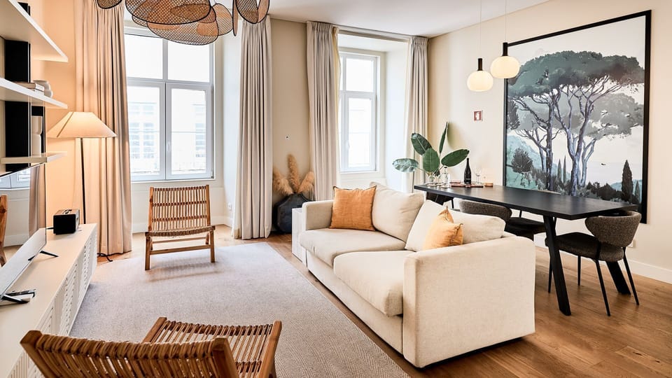 The soft tones, refined design, and natural light, will make you feel at home.

#comfort #decor #elegance #design #andoliving #portugal #pt #lisbon